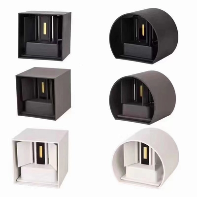 Lampes de mur menées blanches de patio du jardin 7W du noir Ip65 imperméable extérieur