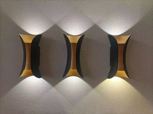 10W moderne à travers la lampe extérieure de bougeoir a mené la lumière de mur de montages décorative