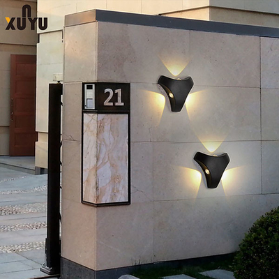 Mur extérieur noir de la triangle 9W allumant lumineux unique d'anti corrosion