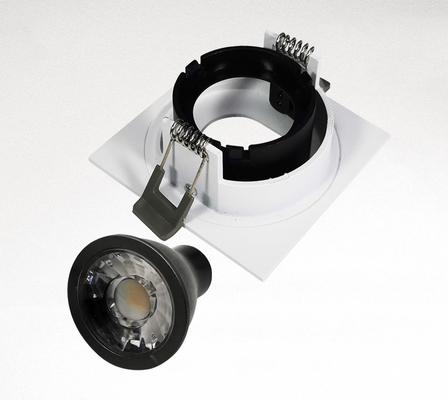 Logement ovale d'ampoule du logement Gu10 de Mr16 Downlight pour l'hôtel de villa