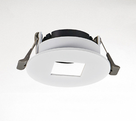 En emboutissant le logement IP65 de l'acier Mr16 Downlight imperméabilisez pour des rencontres sportives